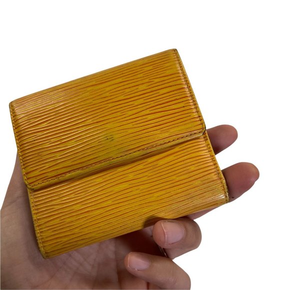 Authentic Louis Vuitton Wallet Porte Monet Yellow Epi LV Vintage - Picture 4 of 12